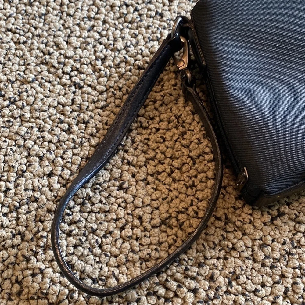Coach Wristlet/Clutch Nylon & Leather Trim Bag in EUC
